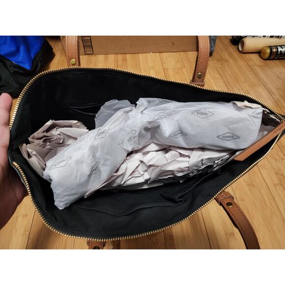 Fossil Women's Rachel Leather Printed Tote Bag Medium Black White Handbag Charm - Picture 11 of 16